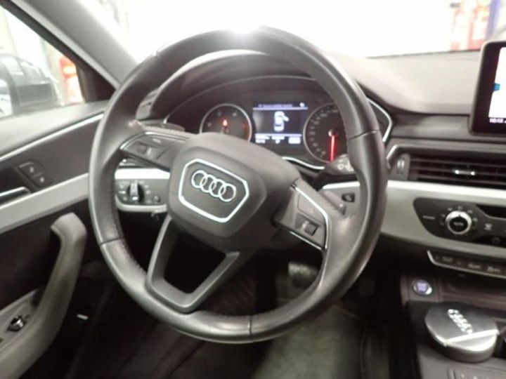 Photo 10 VIN: WAUZZZF40JN017930 - AUDI A4 