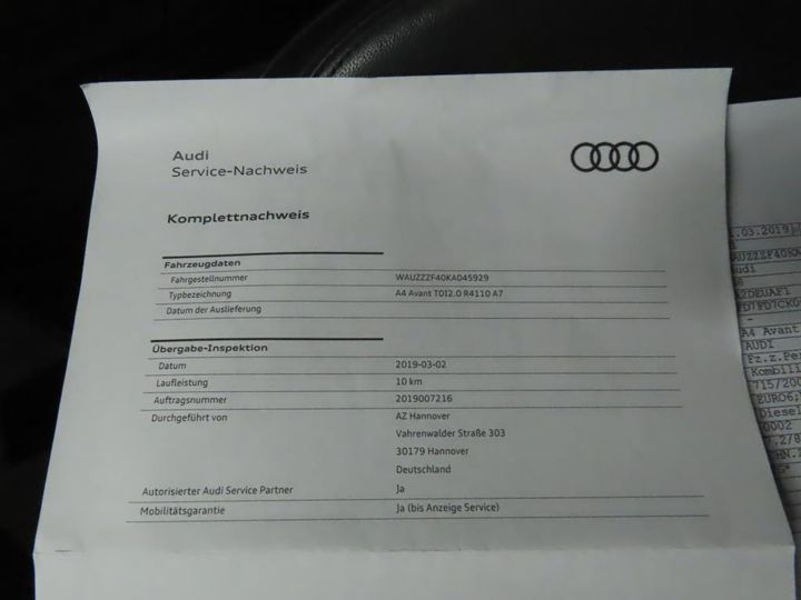 Photo 11 VIN: WAUZZZF40KA045929 - AUDI A4 