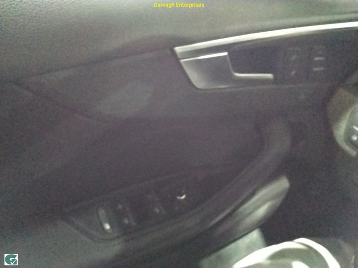 Photo 15 VIN: WAUZZZF40KA049737 - AUDI A4 