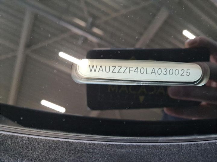 Photo 13 VIN: WAUZZZF40LA030025 - AUDI A4 