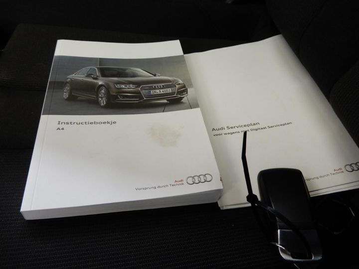 Photo 10 VIN: WAUZZZF41HN052941 - AUDI A4 LIMOUSINE 