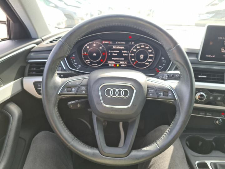 Photo 11 VIN: WAUZZZF41JA043511 - AUDI A4 