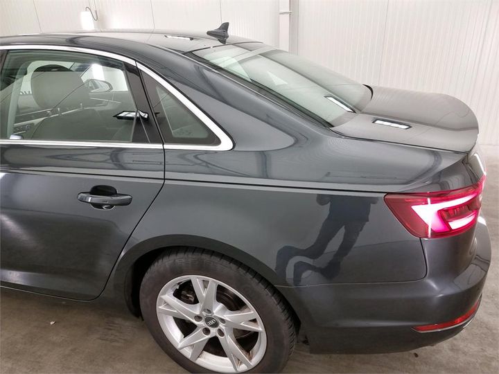 Photo 15 VIN: WAUZZZF41JN004300 - AUDI A4 