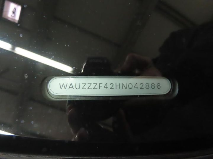 Photo 12 VIN: WAUZZZF42HN042886 - AUDI A4 