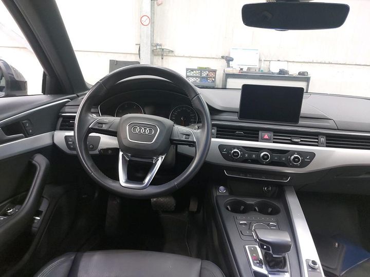 Photo 11 VIN: WAUZZZF42KA050257 - AUDI A4 