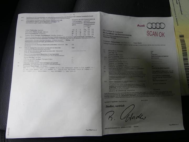 Photo 12 VIN: WAUZZZF43GA024113 - AUDI A4 