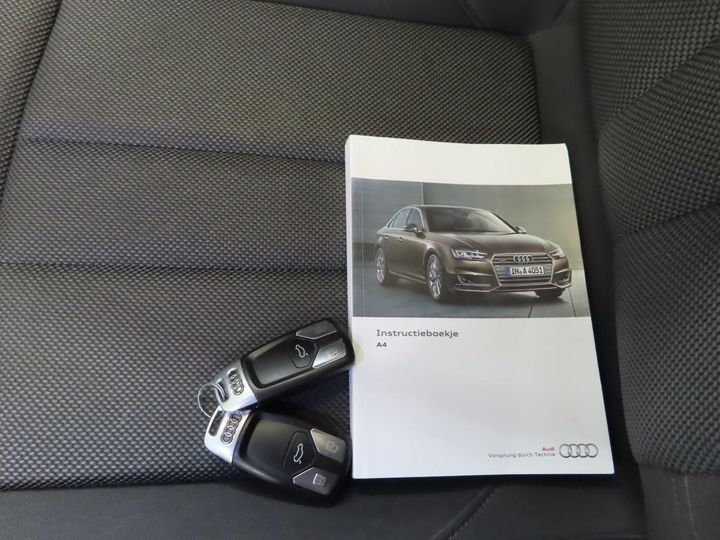 Photo 9 VIN: WAUZZZF43HA067013 - AUDI A4 AVANT 