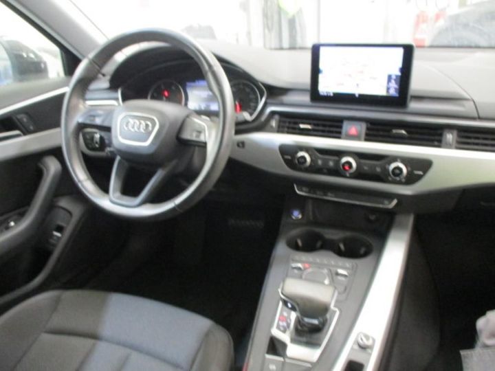 Photo 7 VIN: WAUZZZF43HN049815 - AUDI A4 