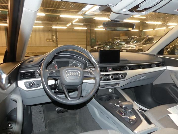 Photo 8 VIN: WAUZZZF43HN061155 - AUDI A4 