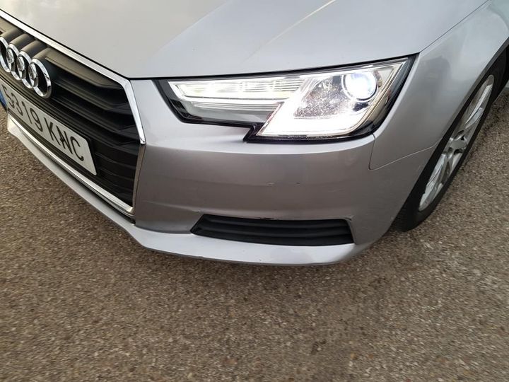 Photo 22 VIN: WAUZZZF43JA222567 - AUDI A4 