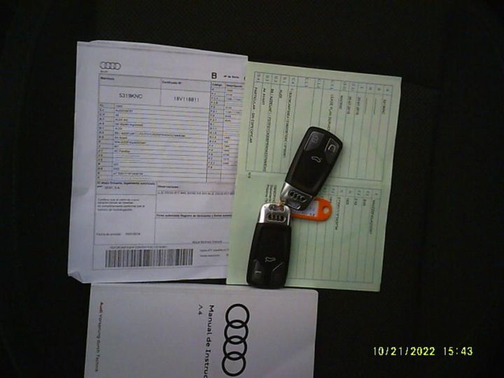 Photo 5 VIN: WAUZZZF43JA222567 - AUDI A4 