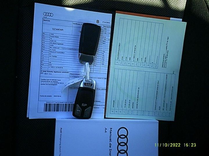 Photo 5 VIN: WAUZZZF43JA228627 - AUDI A4 