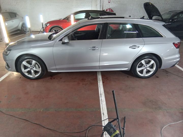 Photo 2 VIN: WAUZZZF43MA008280 - AUDI A4 AVANT FL'19 