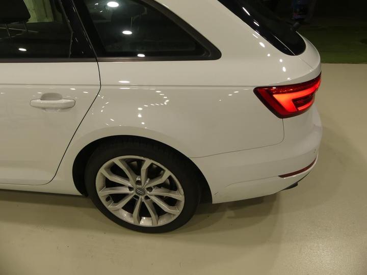 Photo 24 VIN: WAUZZZF44HA028043 - AUDI A4 AVANT 