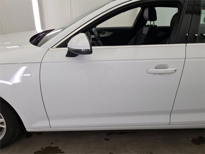 Photo 28 VIN: WAUZZZF44HA044209 - AUDI A4 