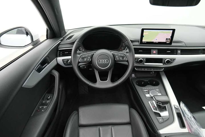 Photo 9 VIN: WAUZZZF44HA145900 - AUDI A4 AVANT &#3915 