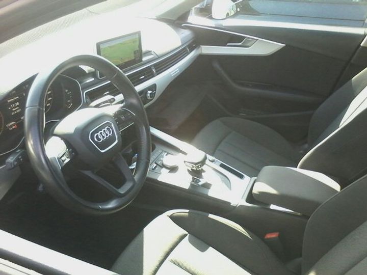 Photo 20 VIN: WAUZZZF44HA160378 - AUDI A4 