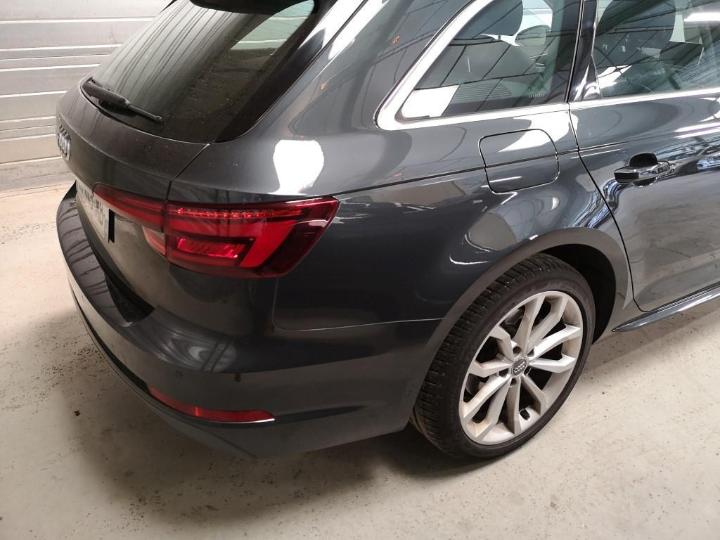 Photo 32 VIN: WAUZZZF44JA026282 - AUDI A4 