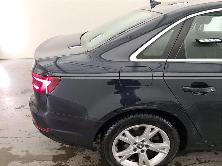 Photo 29 VIN: WAUZZZF44JA047276 - AUDI A4 