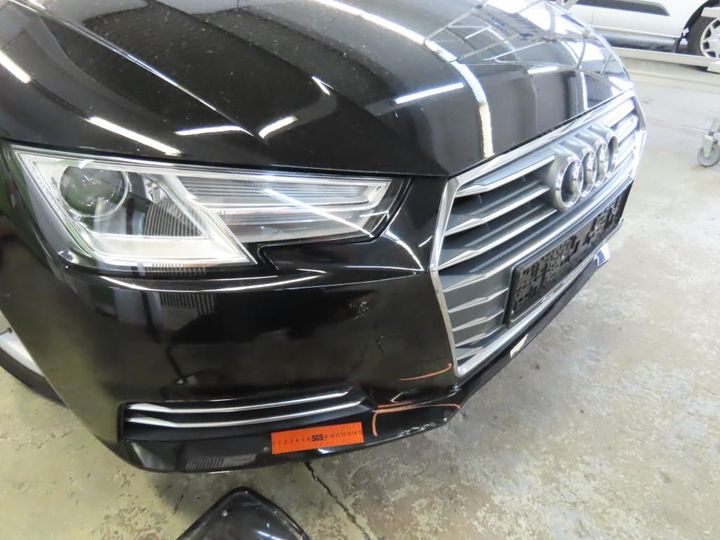 Photo 22 VIN: WAUZZZF44JA105676 - AUDI A4 