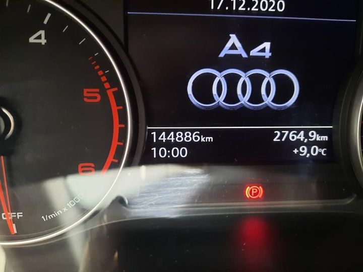 Photo 8 VIN: WAUZZZF44JA111042 - AUDI A4 AVANT 