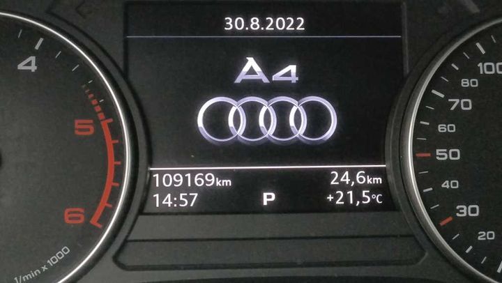 Photo 6 VIN: WAUZZZF44JA123644 - AUDI A4 AVANT &#3915 