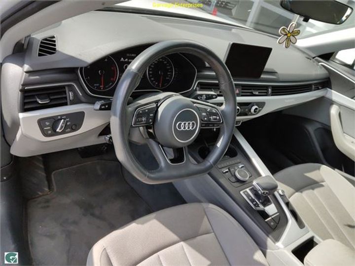 Photo 5 VIN: WAUZZZF44JA132604 - AUDI A4 