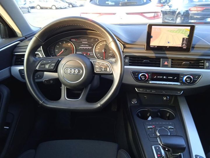 Photo 3 VIN: WAUZZZF44KA050129 - AUDI A4 