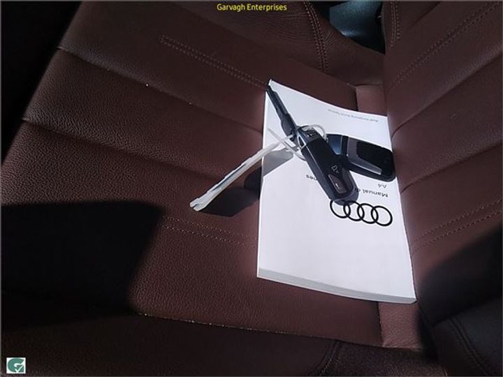 Photo 3 VIN: WAUZZZF44KN015437 - AUDI A4 