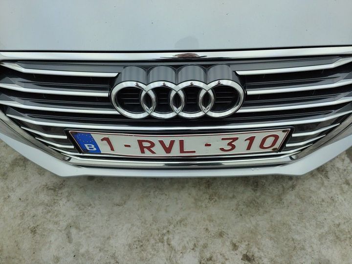 Photo 5 VIN: WAUZZZF45HA128104 - AUDI A4 BERLINE &#3915 