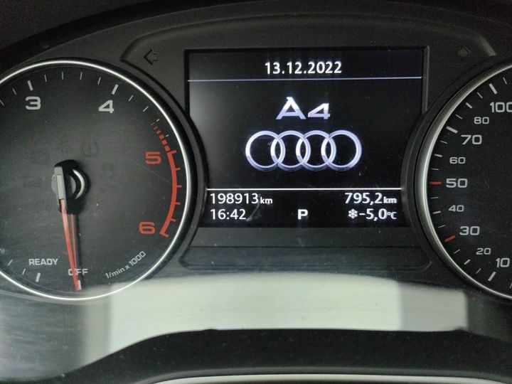 Photo 6 VIN: WAUZZZF45HA128104 - AUDI A4 BERLINE &#3915 