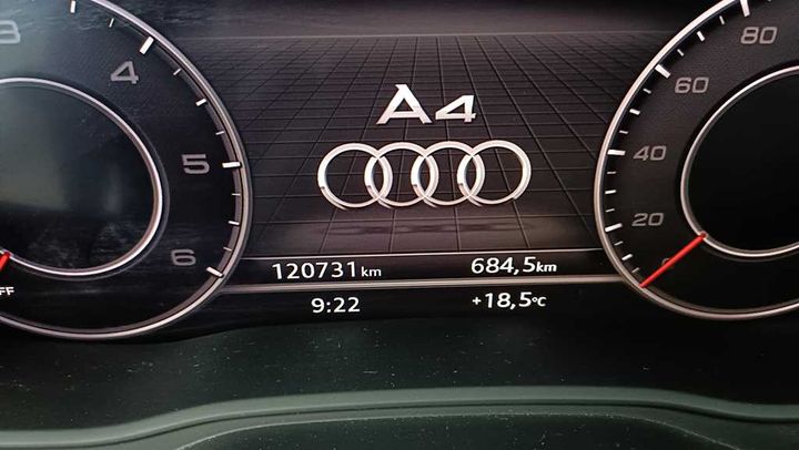 Photo 6 VIN: WAUZZZF45HA130404 - AUDI A4 AVANT &#3915 