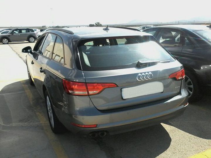 Photo 4 VIN: WAUZZZF45HA160650 - AUDI A4 