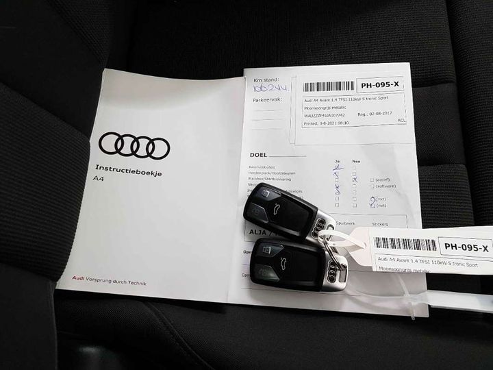 Photo 17 VIN: WAUZZZF45JA007742 - AUDI A4 AVANT 