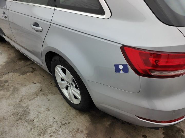 Photo 19 VIN: WAUZZZF45JA032608 - AUDI A4 AVANT &#3915 