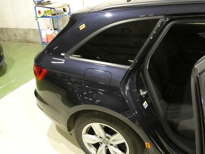 Photo 32 VIN: WAUZZZF45JA046699 - AUDI A4 AVANT 