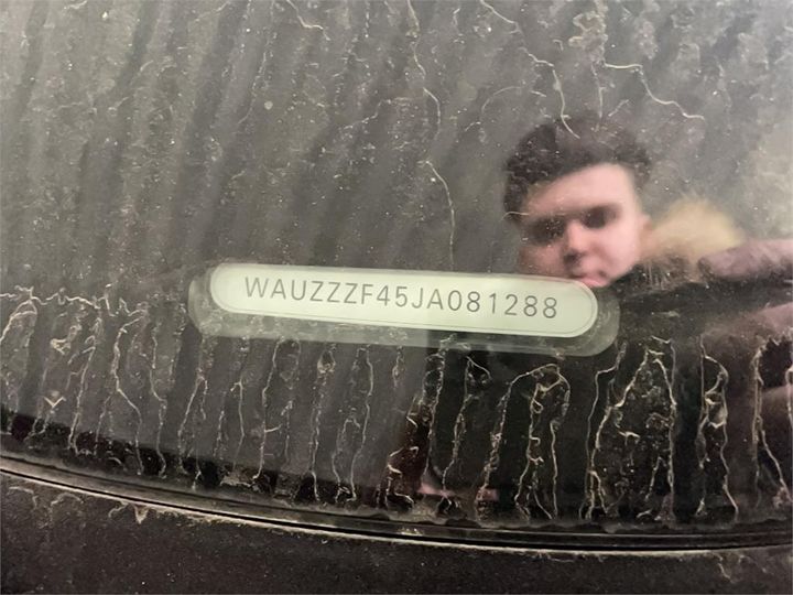 Photo 6 VIN: WAUZZZF45JA081288 - AUDI A4 AVANT 