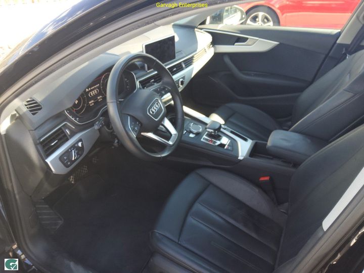 Photo 26 VIN: WAUZZZF45JA102317 - AUDI A4 