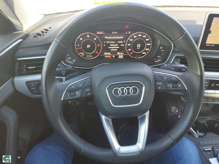 Photo 27 VIN: WAUZZZF45JA102317 - AUDI A4 