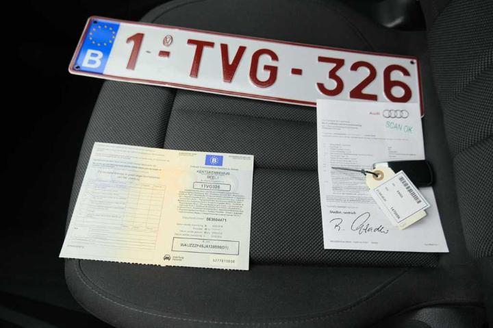 Photo 4 VIN: WAUZZZF45JA138556 - AUDI A4 AVANT &#3915 