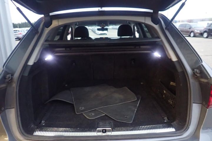 Photo 3 VIN: WAUZZZF45JA161805 - AUDI A4 AVANT 