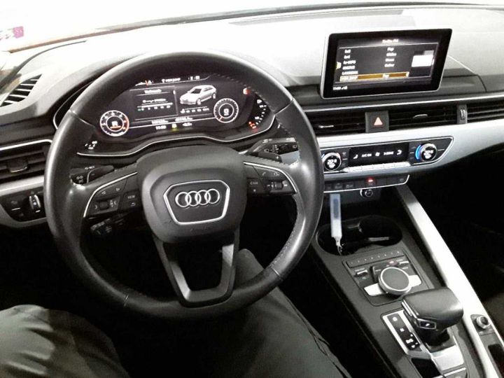 Photo 14 VIN: WAUZZZF45JA209562 - AUDI A4 2.0 TDI 