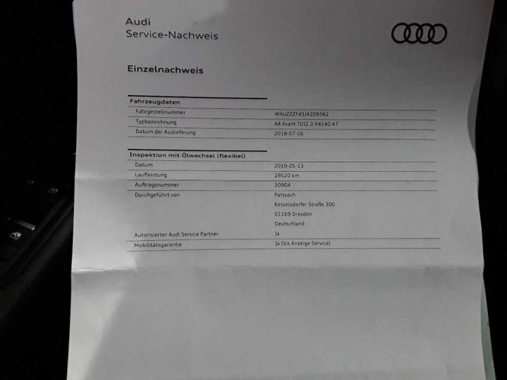 Photo 22 VIN: WAUZZZF45JA209562 - AUDI A4 2.0 TDI 