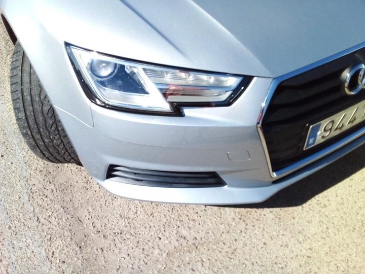 Photo 26 VIN: WAUZZZF45JA222831 - AUDI A4 