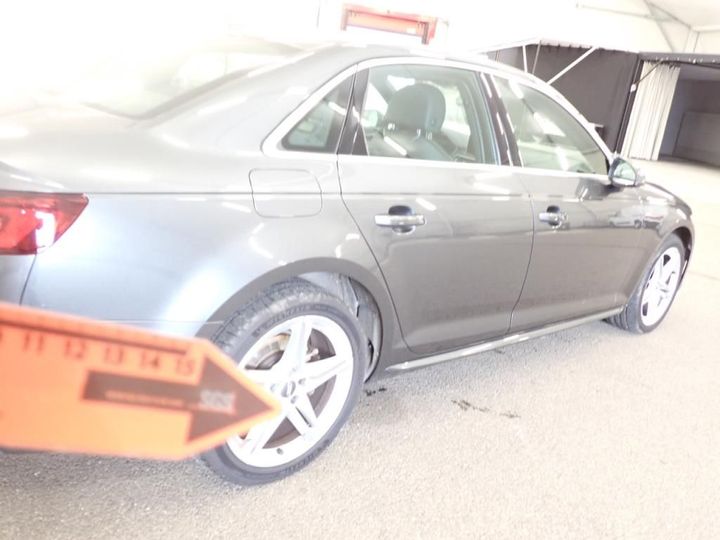 Photo 21 VIN: WAUZZZF45JA225602 - AUDI A4 