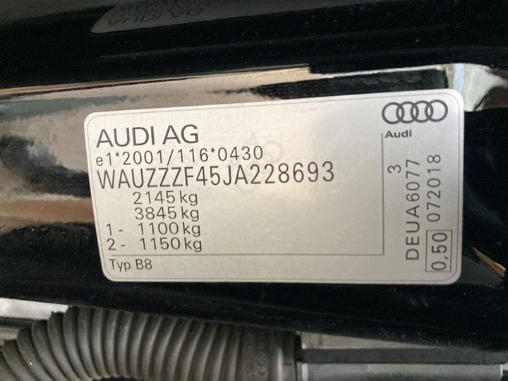 Photo 13 VIN: WAUZZZF45JA228693 - AUDI A4 