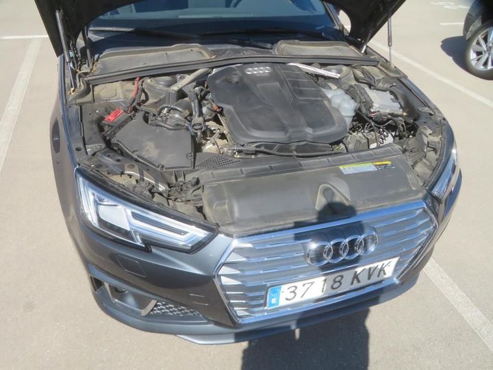 Photo 22 VIN: WAUZZZF45KA056991 - AUDI A4 