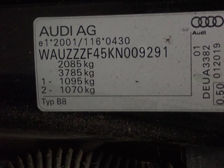 Photo 10 VIN: WAUZZZF45KN009291 - AUDI A4 