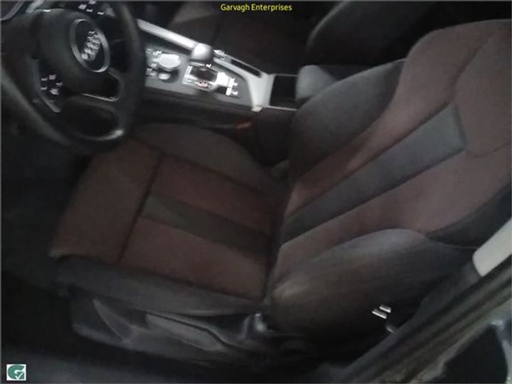 Photo 8 VIN: WAUZZZF45KN016077 - AUDI A4 