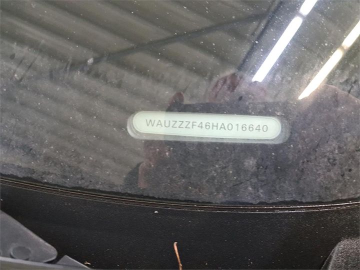 Photo 8 VIN: WAUZZZF46HA016640 - AUDI A4 